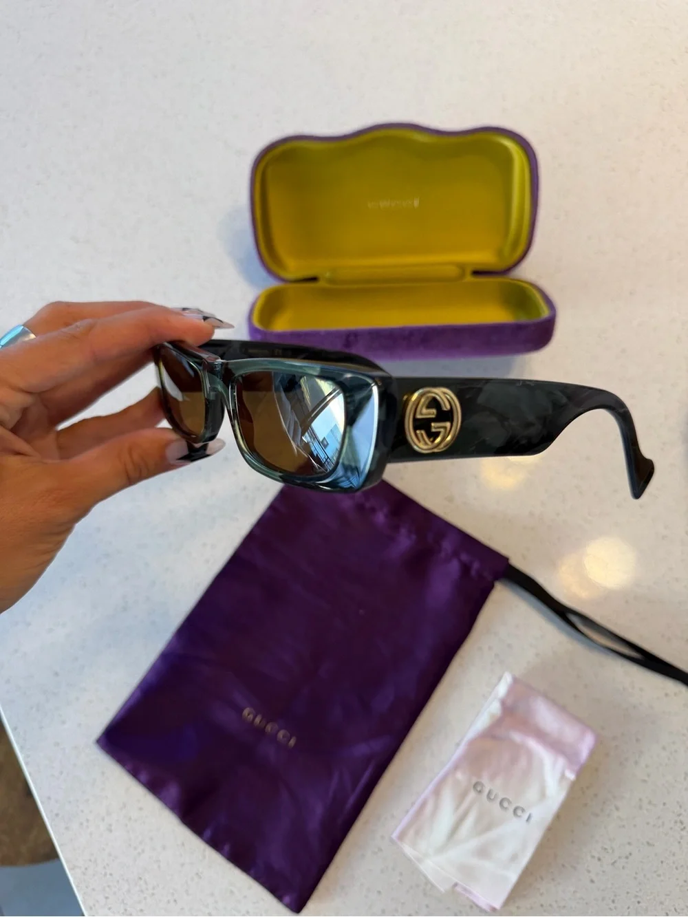 Gucci GG Logo Rectangular Sunglasses Dark Green w/ Case & Accessories